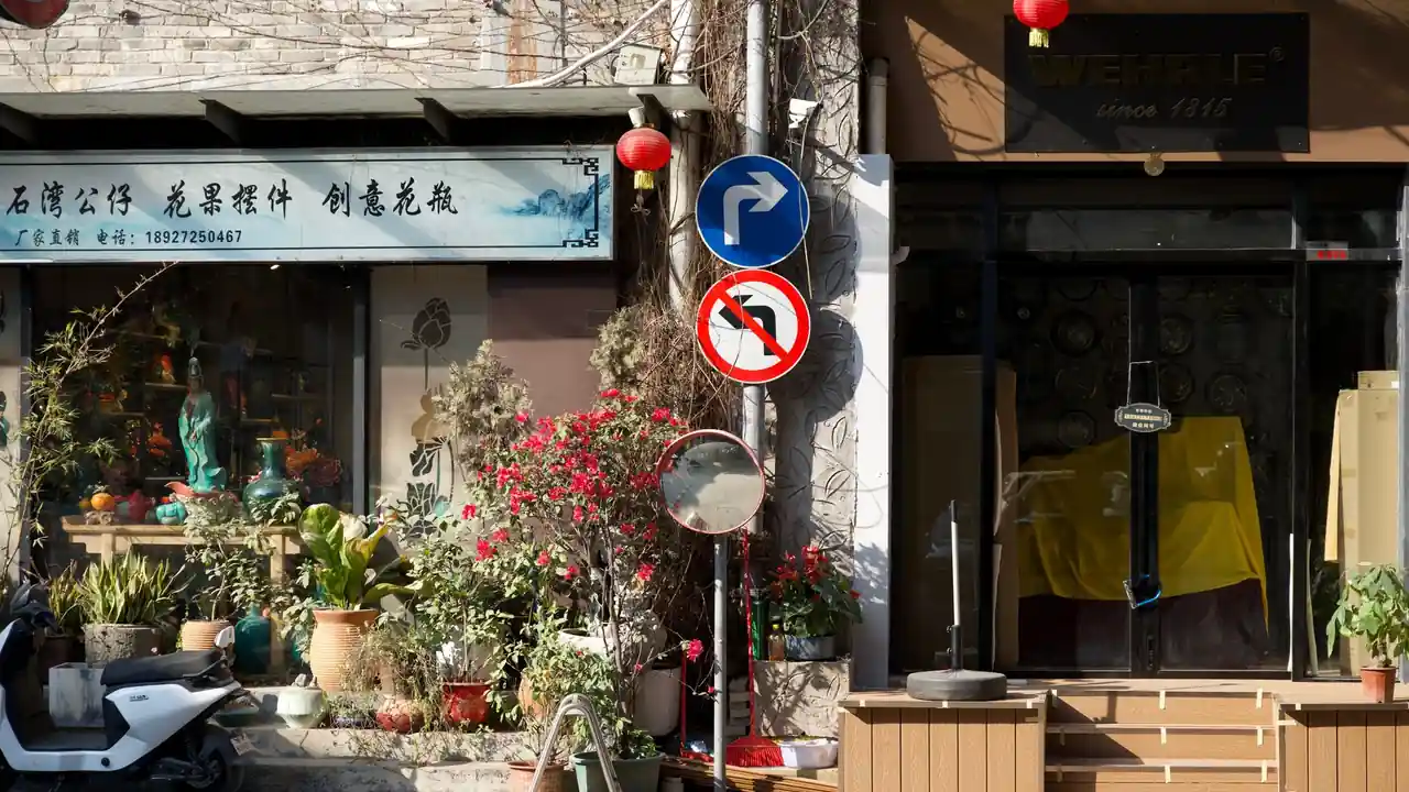 搜索菠萝成人网站视频时常遇的跳转问题与安全防范建议